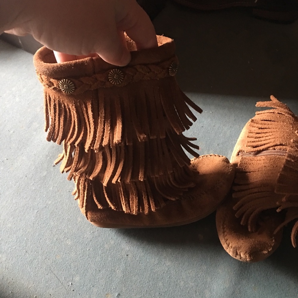 Minnetonka boots